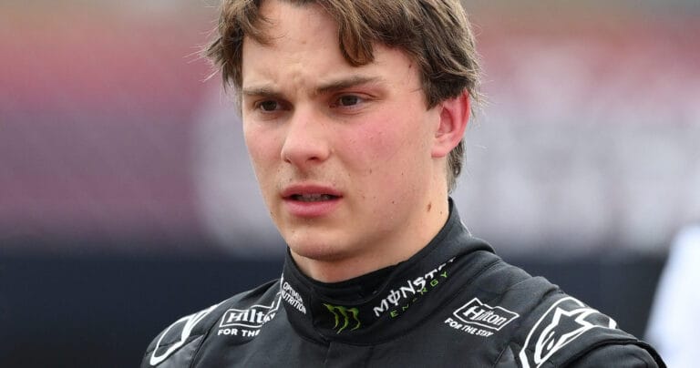 Piastri penalizado en Silverstone tras incidente con Verstappen