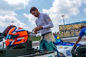 VeeKay Shines in Iowa Despite Tough Qualifying