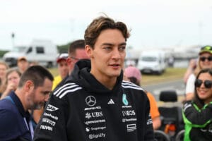 Verstappen a Mercedes Brundle ve futuro incierto para Russell
