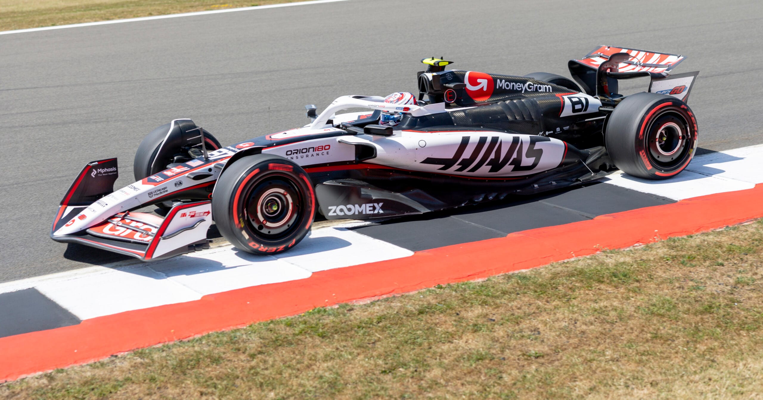 Verstappen lidera en Silverstone Bearman busca redencin