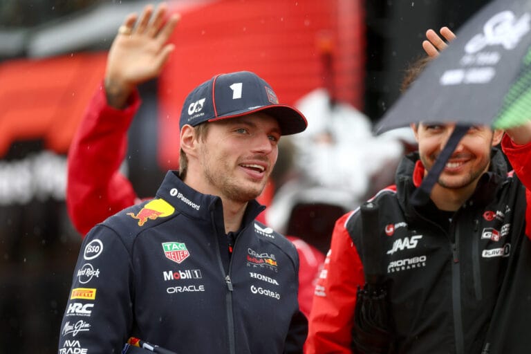 Verstappen y Mercedes: Rumores y Consejos de Ecclestone