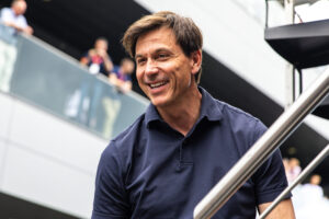 Wolff duda del acuerdo de motores Mercedes con McLaren