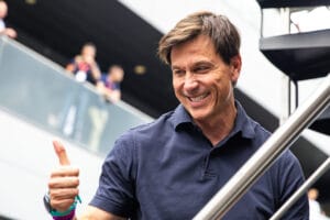 Wolff extraar a Horner tras su salida de Red Bull