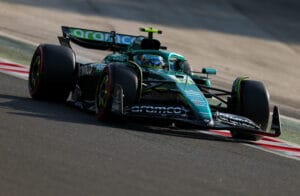 Alonso supera lesin y brilla en prcticas de Hungra