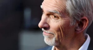 Damon Hill Questions Hamilton's Future at Ferrari