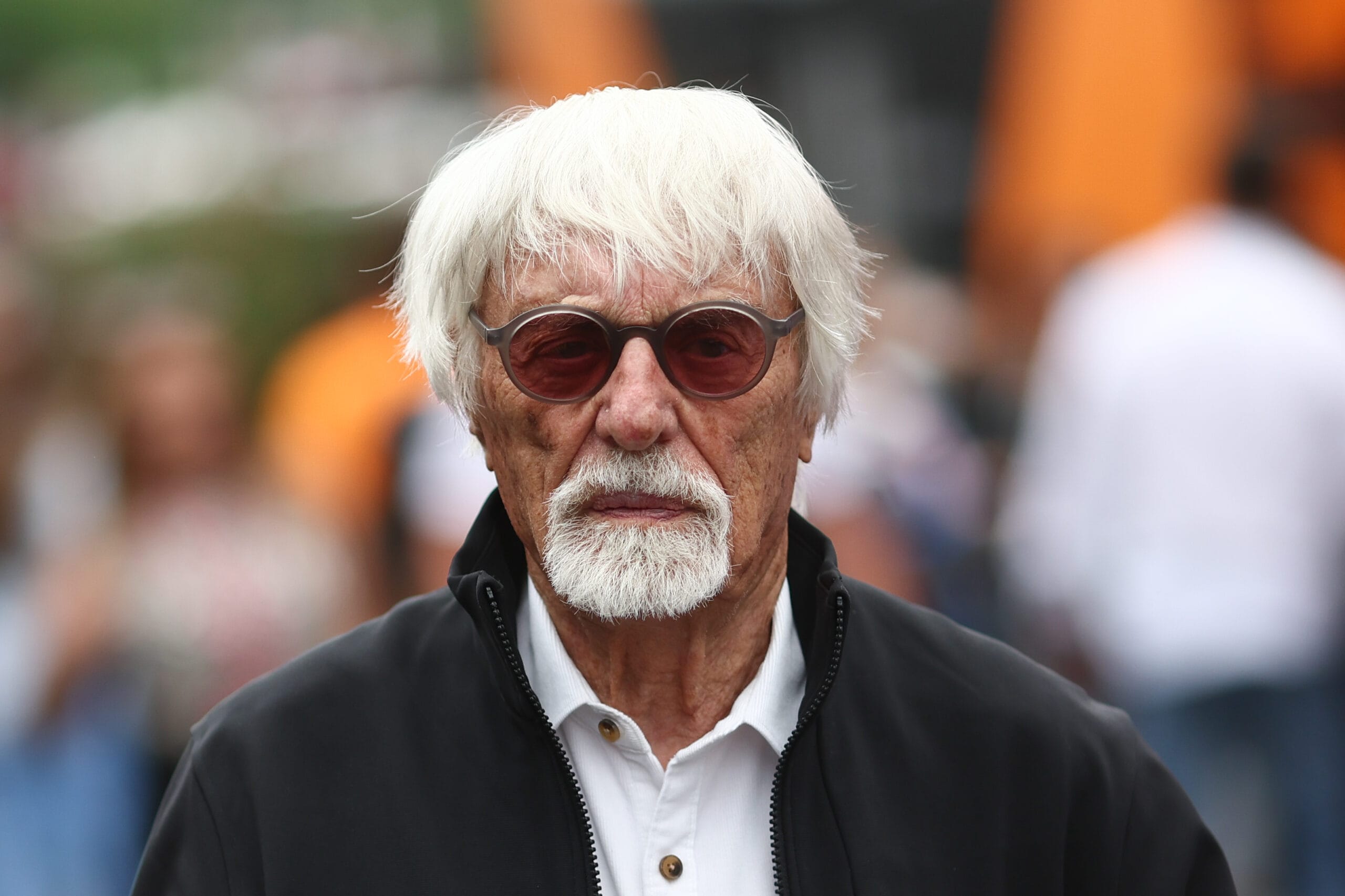 Ecclestone advierte a Verstappen sobre unirse a Ferrari