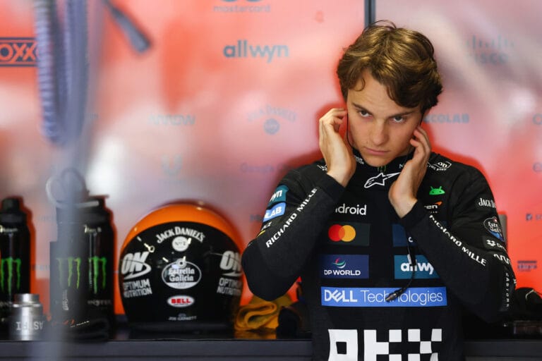 Leclerc supera a Piastri en la pole del GP de Hungra