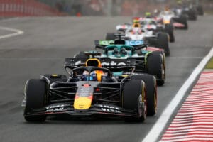 McLaren enfrenta desafos Ferrari y Verstappen al acecho