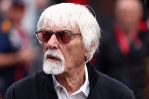 Piastri lidera el campeonato Ecclestone lo respalda