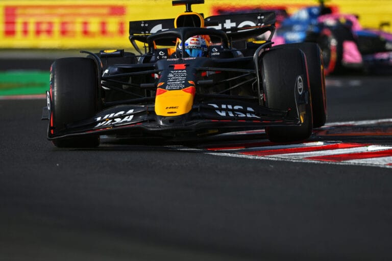 Verstappen y el 'towelgate' en Hungra: Red Bull advertido