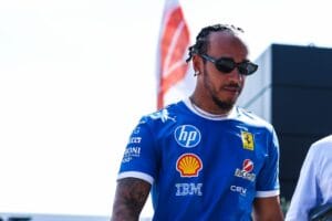 Hamilton elogia a Bottas y Prez en el nuevo equipo Cadillac
