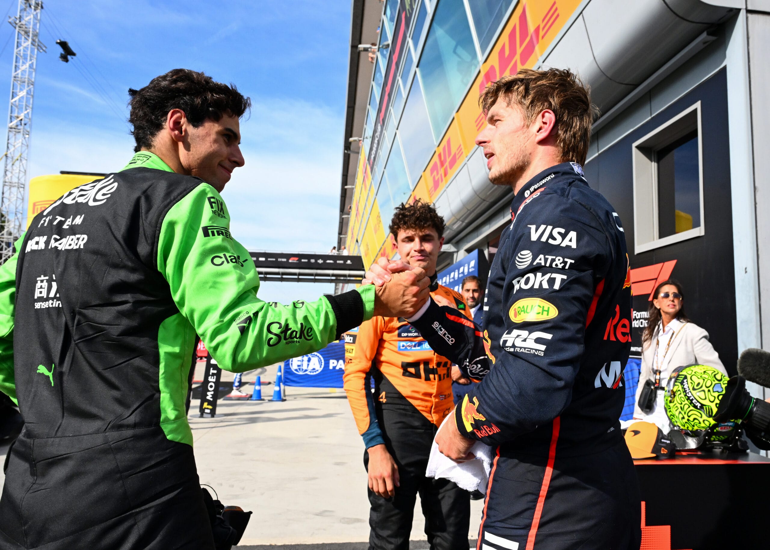 Max Verstappen asombra con victoria en Monza
