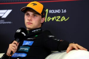 Piquet Jr ve ventaja para Piastri tras orden de McLaren