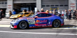 Verstappen deslumbra en Nrburgring con Porsche GT4
