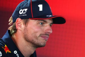 Verstappen Opposes Shorter F1 Races Advocates Tradition