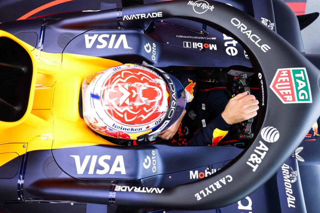 Verstappen Optimistic Despite P6 in Baku Practice