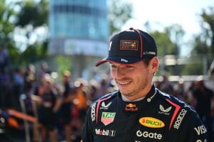 Verstappen rompe rcord en Monza y bromea sobre Mercedes