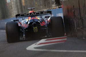 Verstappen Takes Pole Amid Baku Chaos Piastri Crashes Out