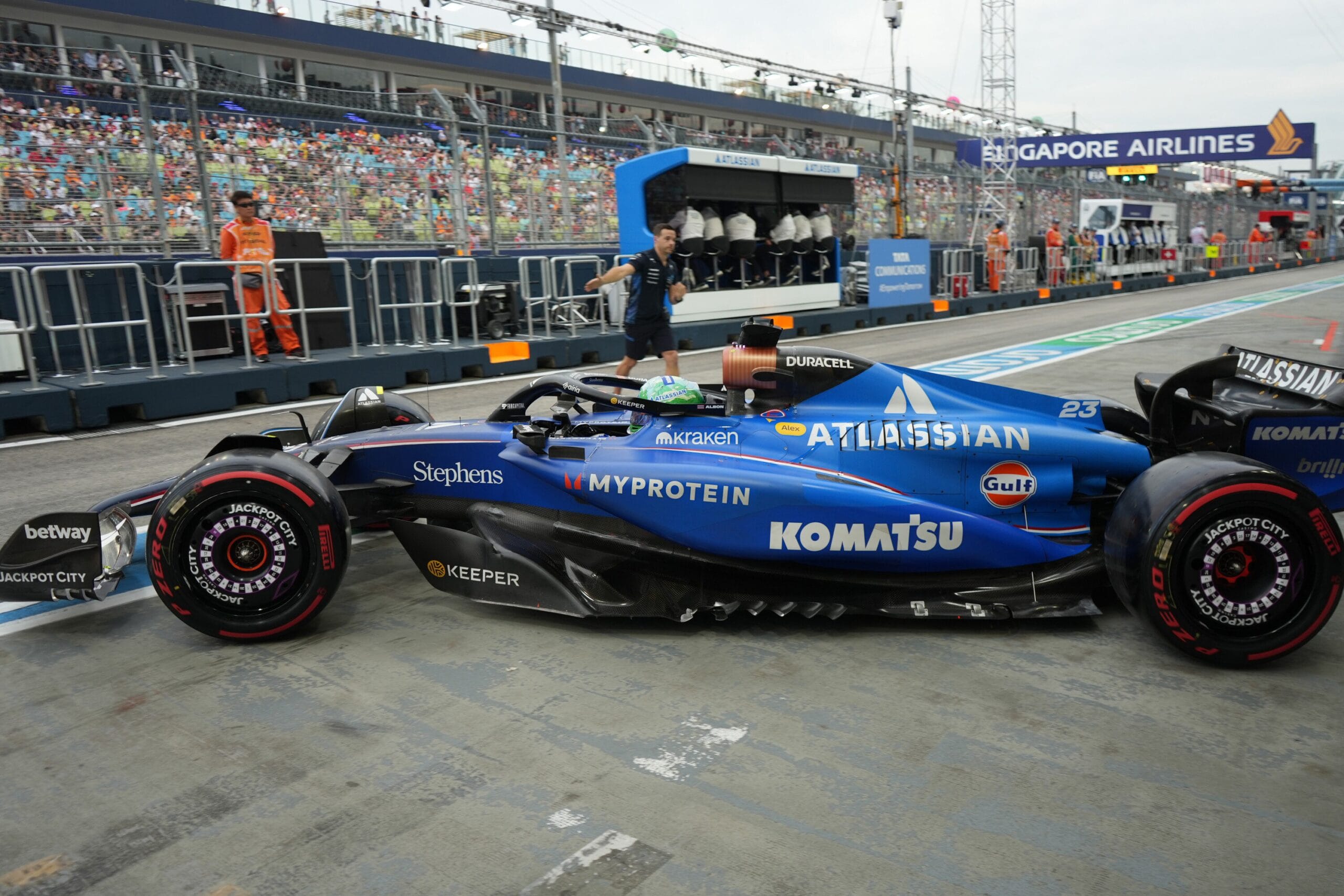 Albon destaca evolucin de Williams en 2023 y 2024