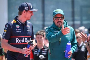 Alonso destaca a Verstappen en la lucha por el ttulo 2025