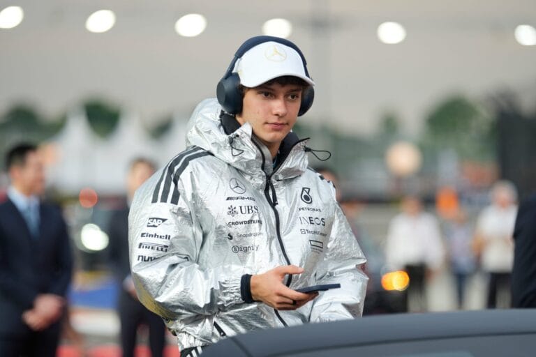 Antonelli Battles F1 Challenges in Debut Mercedes Season
