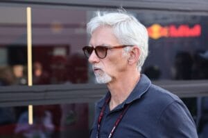 Damon Hill Analyzes Piastri vs Norris Title Tension