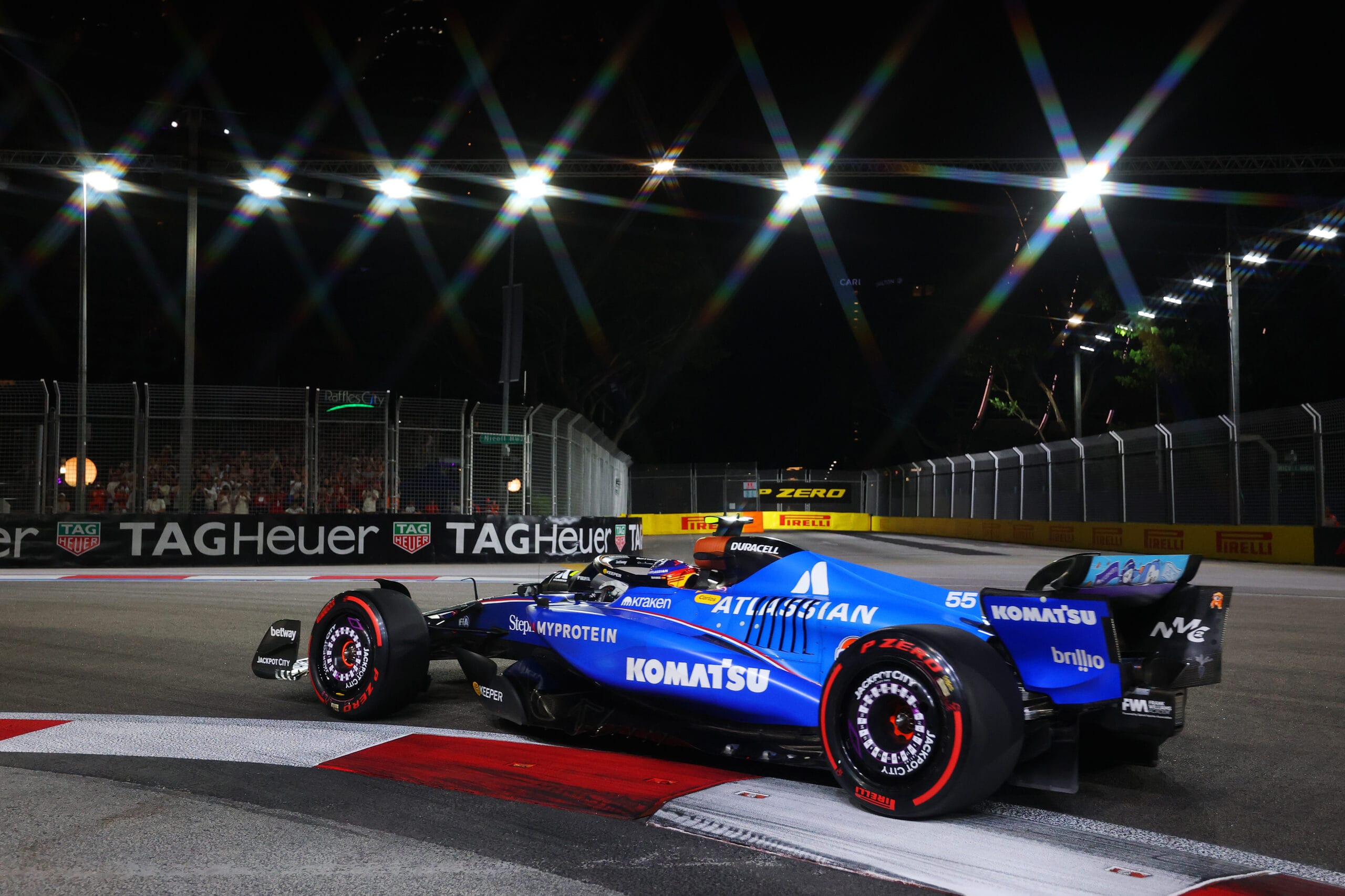 Descalificacin de Albon y Sainz en GP de Singapur