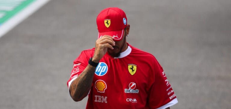 Hamilton analiza su difcil GP de Singapur con Ferrari