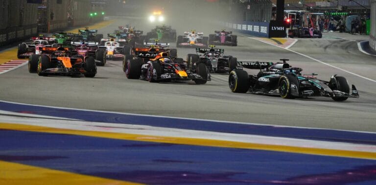 Norris y Piastri aseguran ttulo para McLaren en Singapur