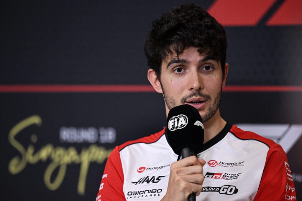 Ocon Praises Grosjean's Emotional Haas Return at Mugello