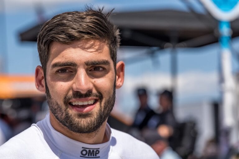 VeeKay se une a Juncos Hollinger para la IndyCar 2026