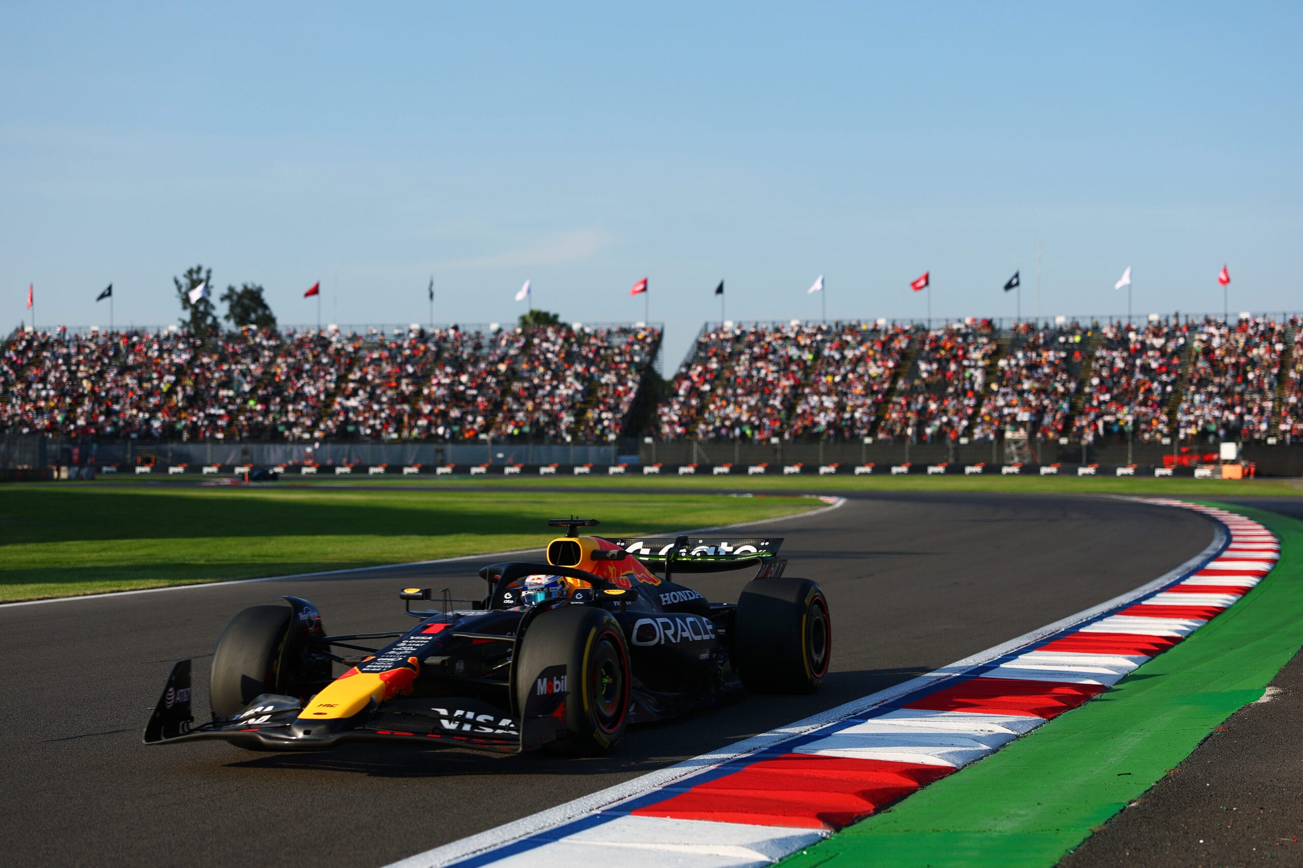 Verstappen enfrenta desafos en el GP de Mxico