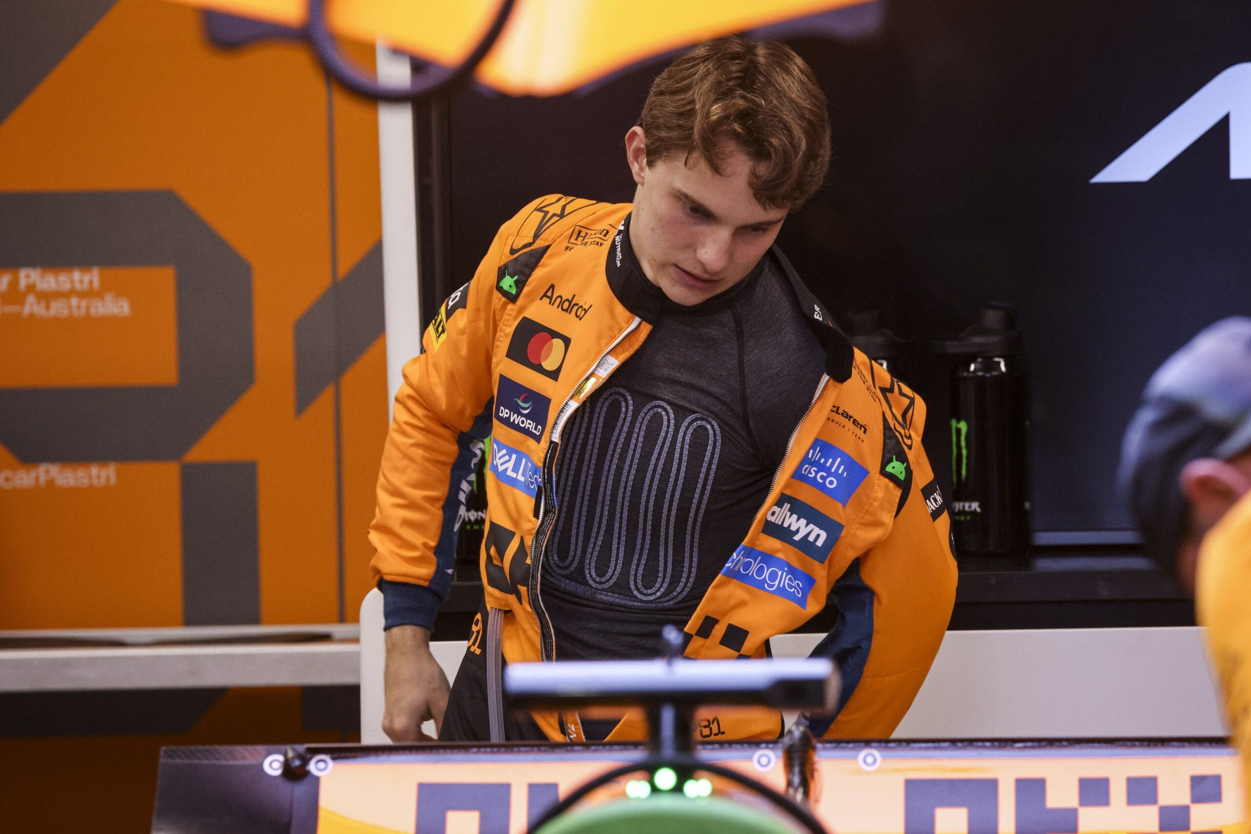 Verstappen y Hamilton critican chaleco refrigerante en F1