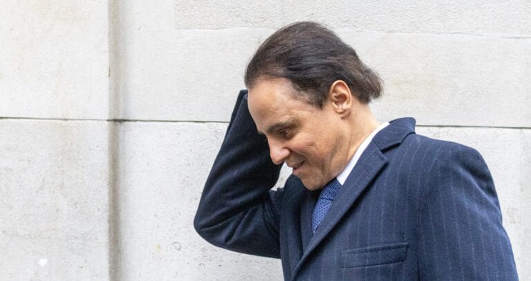 Felipe Massa desafa a la FIA y Ecclestone en tribunal