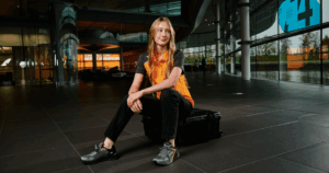 McLaren impulsa talento femenino con Ella Hkkinen