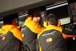 McLaren sufre doble descalificacin en Las Vegas