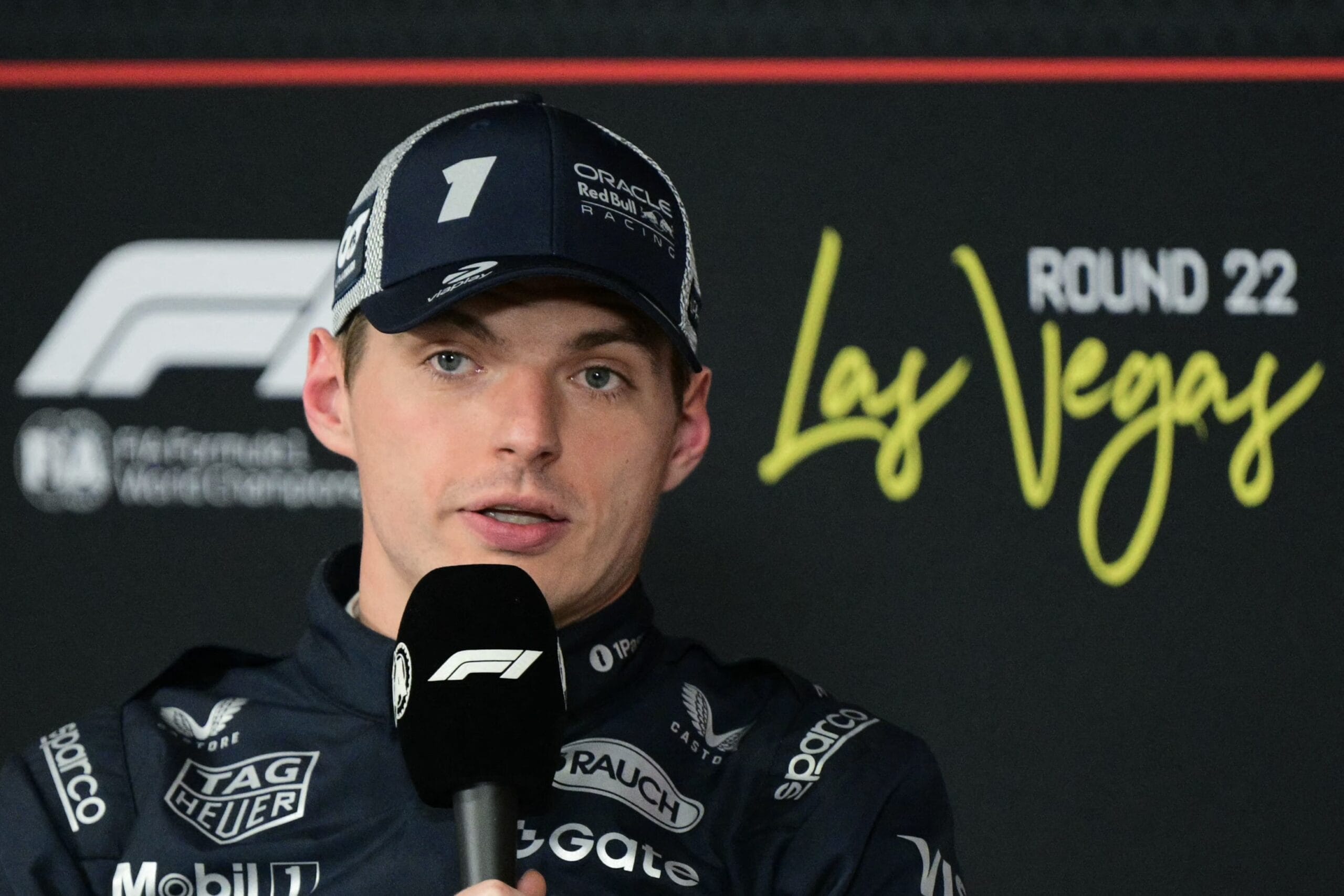 Verstappen desconcertado por su ritmo en Las Vegas