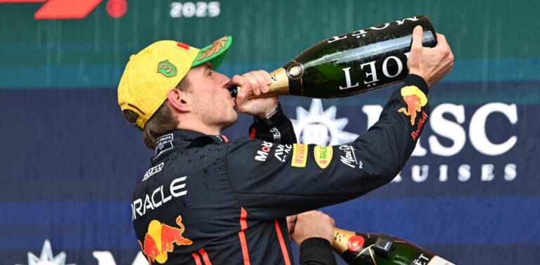 Verstappen deslumbra en So Paulo desde el pit lane