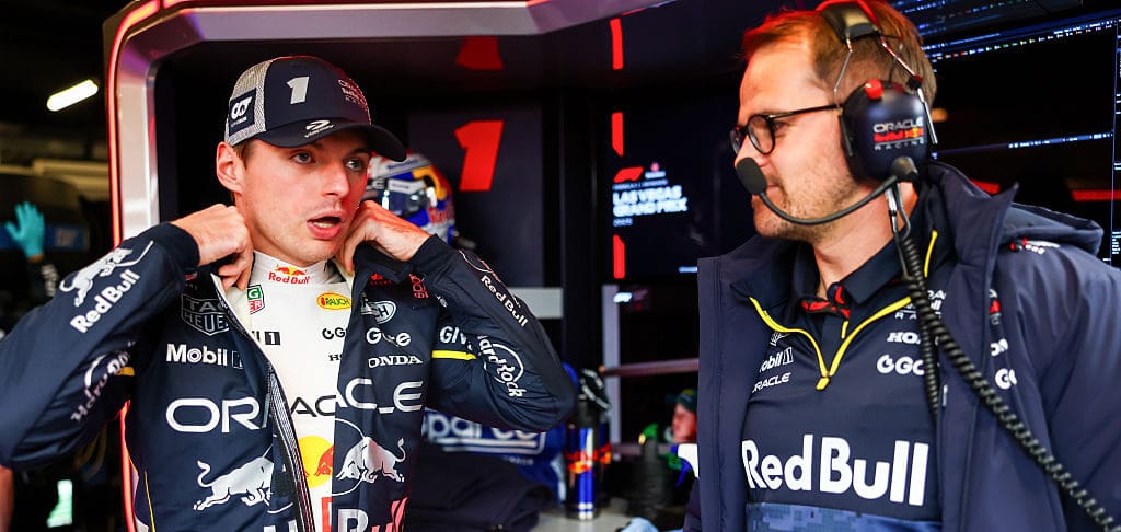 Verstappen Eyes Victory in Wet Las Vegas Showdown
