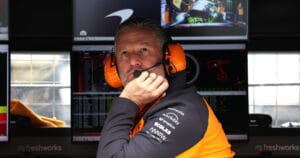 Error de McLaren en Abu Dhabi favorece a Verstappen