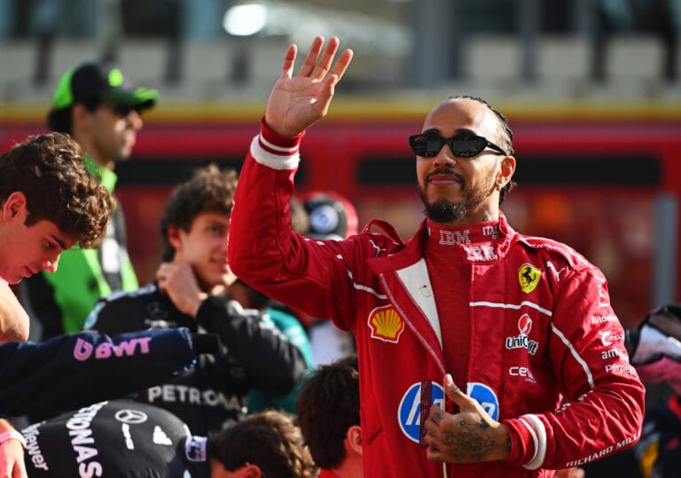 Hamilton podra seguir en Ferrari hasta 2028
