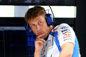 Liam Lawson aliviado asegura su asiento en Racing Bulls 2026