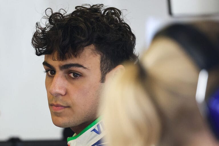 Lindblad Prepares for F1 Debut Amid New Regulations