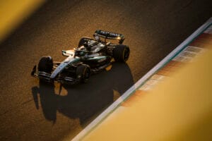 Mercedes revela sonido del motor 2026 y modera expectativas