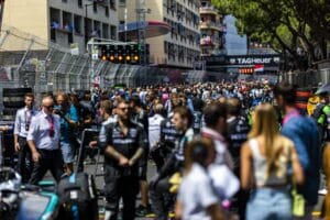 Mnaco 2025: Estrellas y Caos en la Parrilla F1