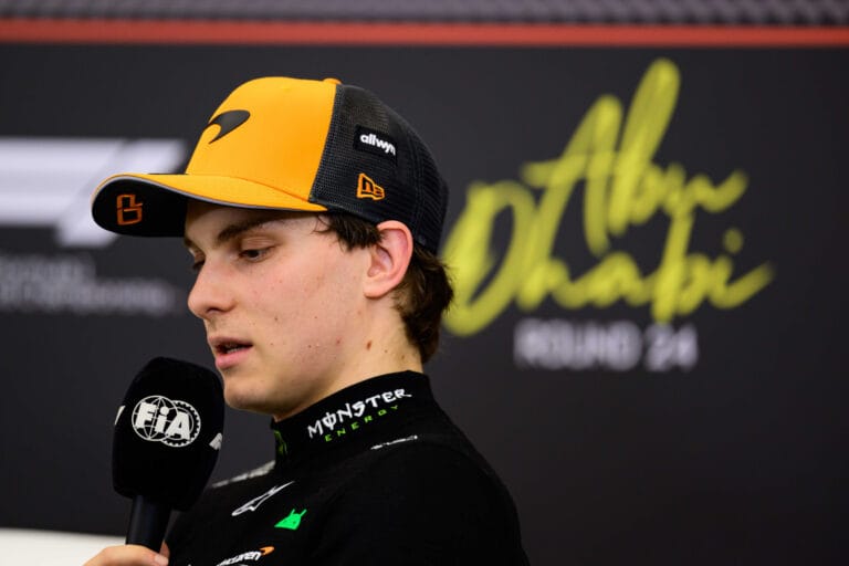 Oscar Piastri Eyes First F1 Title Amid Abu Dhabi Challenge