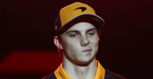 Piastri Steps Aside for O'Ward in Abu Dhabi FP1