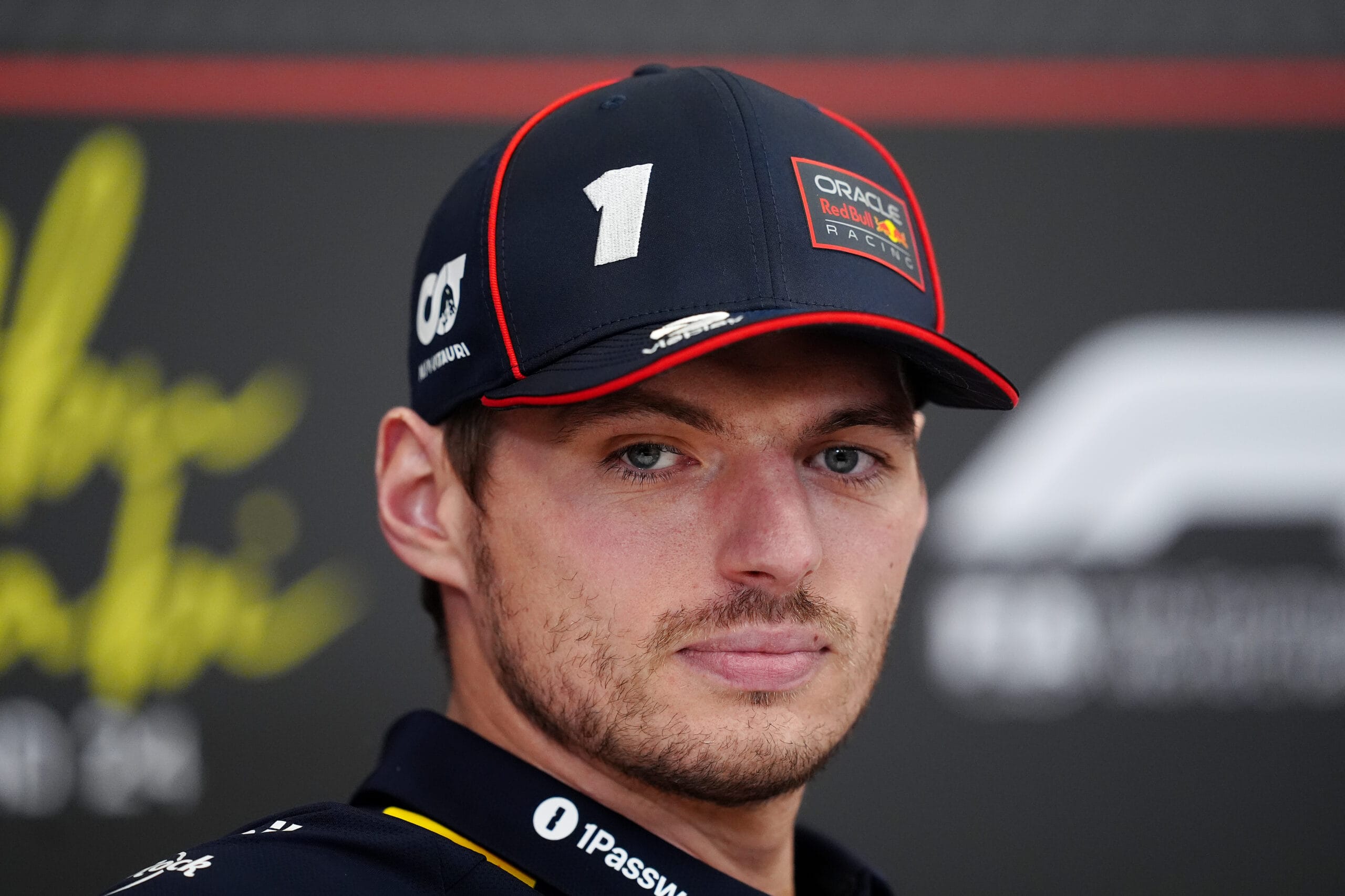 Verstappen busca ttulo en Abu Dhabi pese a polmica McLaren
