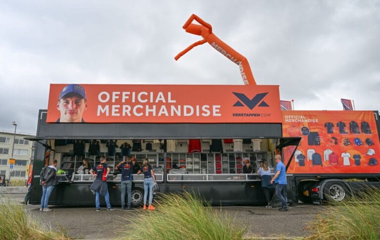 Verstappen Launches Exclusive Fanatics Shop for 2026