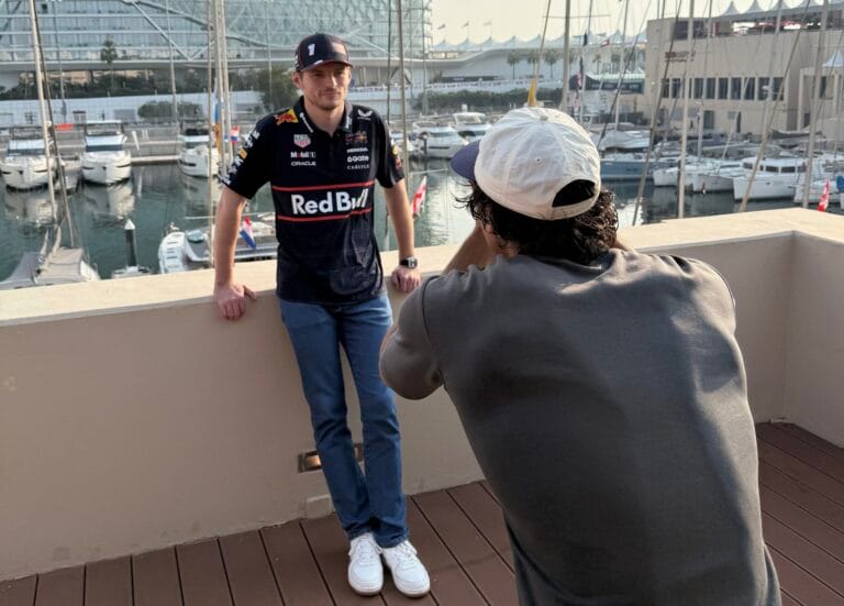 Verstappen relajado antes de la final en Abu Dhabi